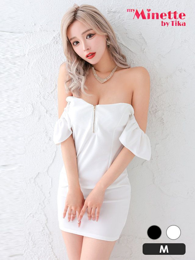 オフショルにもオンショルにもできる便利な2wayタイトミニドレス
