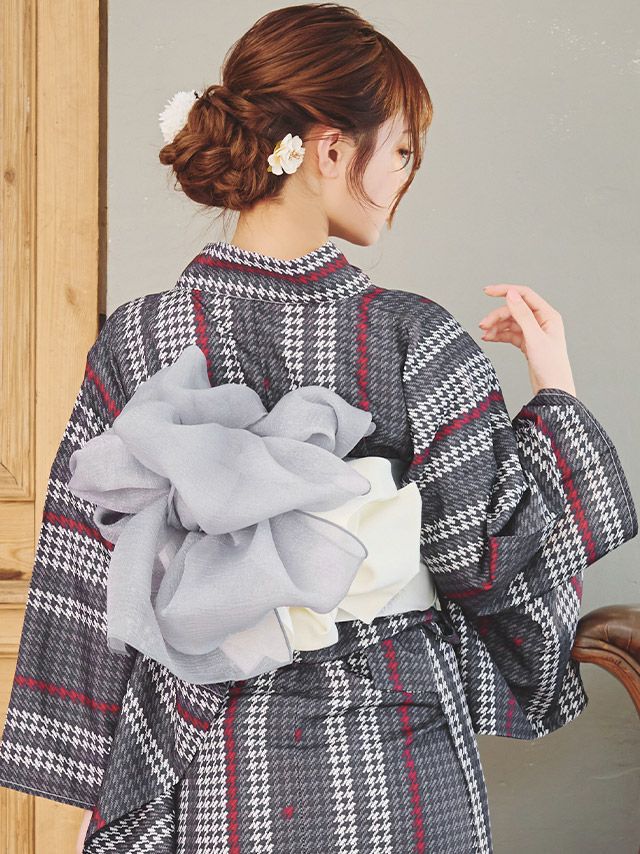 後ろ姿も抜かりなく！ワンランク上のコーデにしてくれるオーガンジー兵児帯