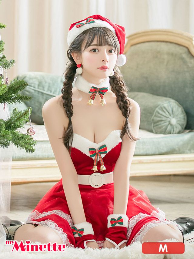 個性的なデザインが可愛いガーリーサンタコス