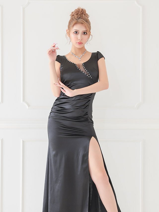 バストカットロングドレス