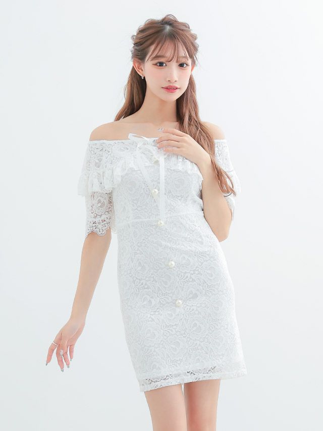 小顔魅せも叶うオフショルデザインにレースフリルが愛らしいタイトミニドレス