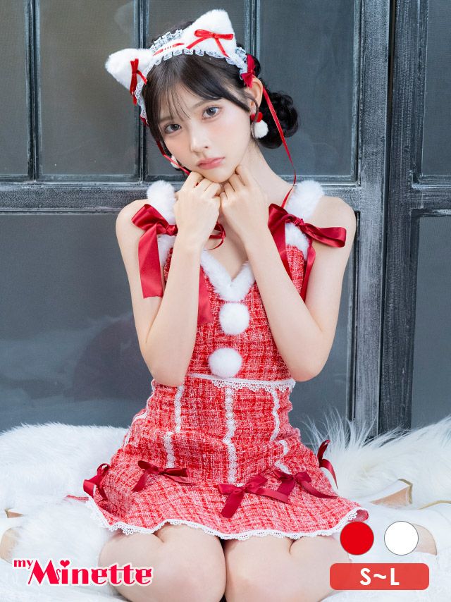 赤のチェックツイードがガーリーな猫サンタコスプレ