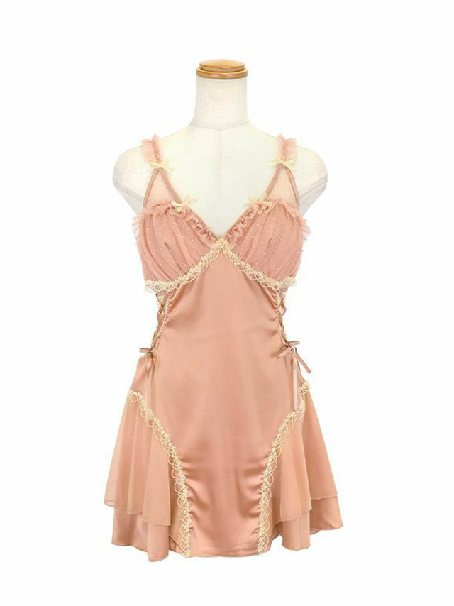 高級感あふれるサテン生地に愛らしい出すティーピンクがラブリーな大人ベビードール