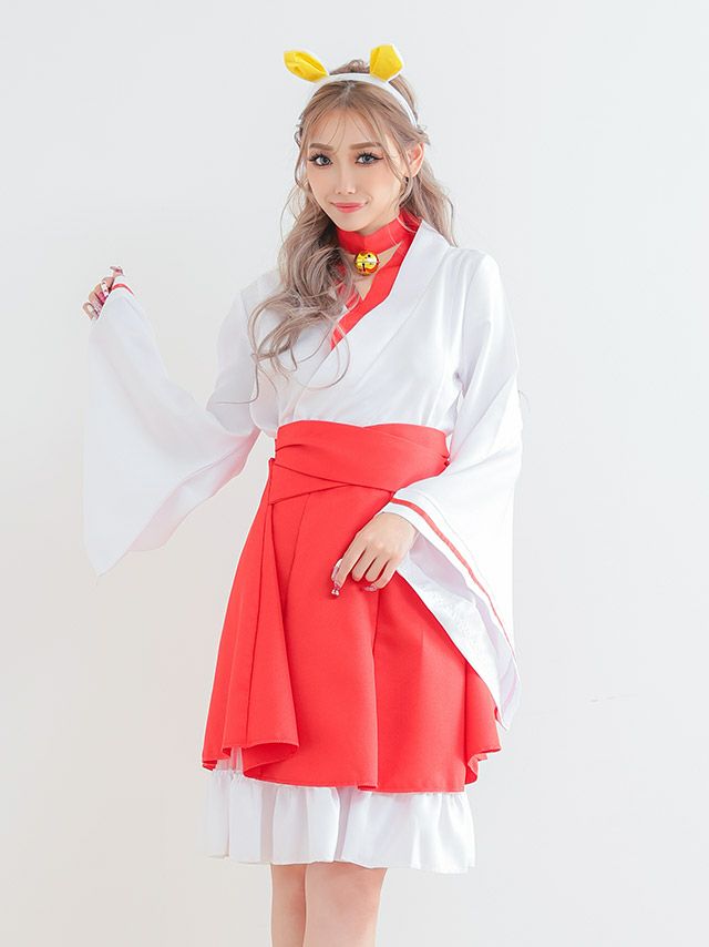 清楚で華やかなデザインと上品なカラーリングが特徴の和風テイストの巫女コスプレ衣装