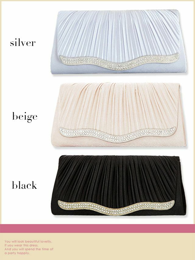 さりげないビジューラインにギャザーデザインが高級感のあるクラッチバッグ