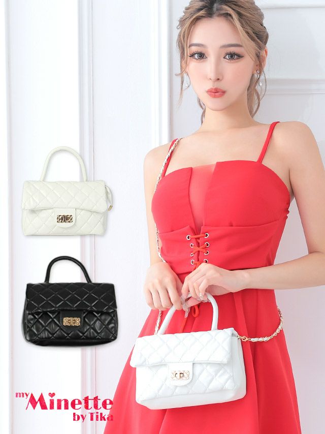 高級感のあるキルティングにコロンとしたサイズ感が可愛いハンドバッグ