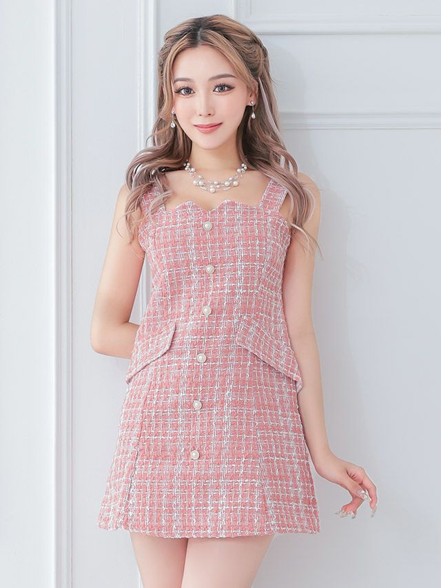 女の子らしいピンクツイードで可愛さもしっかりGETするセミフレアミニドレス